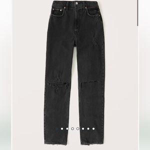 Women's
Ultra High Rise 90s Straight Jean